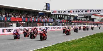 Sprint race MotoGP Portugal 2025 digelar Sabtu pukul 22.00 WIB. Simak jadwal lengkap dan cara menonton siaran langsungnya di sini. (Foto: blackxperience.com)