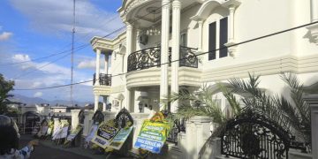 Kasus kematian anak politikus PKS masih misterius. CCTV rumah korban mati dan tidak ada sekuriti. Polisi terus memeriksa saksi dan mendalami bukti. (Foto: Kumparan)