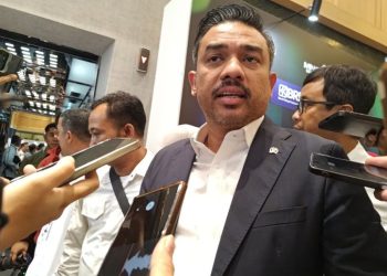 Menteri UMKM Maman Abdurrahman menyoroti produk China yang masuk tanpa sertifikasi dan mengancam daya saing UMKM lokal. (Foto: ANTARA/Aria Ananda)