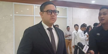 Pemerintah belum membuka bantuan internasional untuk bencana Sumatera. Komisi I DPR memberi catatan soal diplomasi dan kemandirian nasional. (Foto: infotren.id)