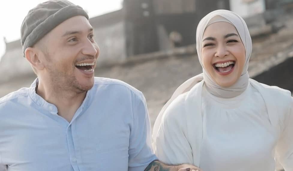 Richa Novisha Ungkap Momen Pamit Gary Iskak Sebelum Kecelakaan Richa Novisha mengungkap momen pamit Gary Iskak sebelum kecelakaan dan rasa kehadiran almarhum setelah tiga hari kepergian. (Foto: Instagram @richaiskak)