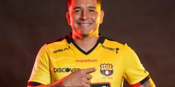 Real Madrid dan PSG menyampaikan belasungkawa atas wafatnya Mario Pineida, bek Barcelona SC yang tewas dalam insiden penembakan.