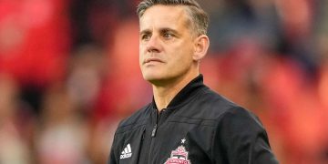John Herdman disebut akan melatih Timnas Indonesia dengan gaji US$40.000 atau sekitar Rp670 juta per bulan. Simak bocoran kontraknya di sini. (Foto: MLS)