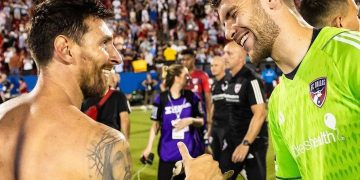 Rumor Maarten Paes ke Persib Bandung makin kencang. Ini perkiraan gaji Paes jika resmi bergabung dengan Persib berdasarkan data kontraknya di FC Dallas. (Foto: Foto: Instagram/maartenpaes)