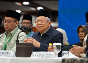 KH Maruf Amin mengundurkan diri dari Ketua Dewan Pertimbangan MUI dengan alasan usia dan masa pengabdian yang panjang. (Foto: Dok. MUI)