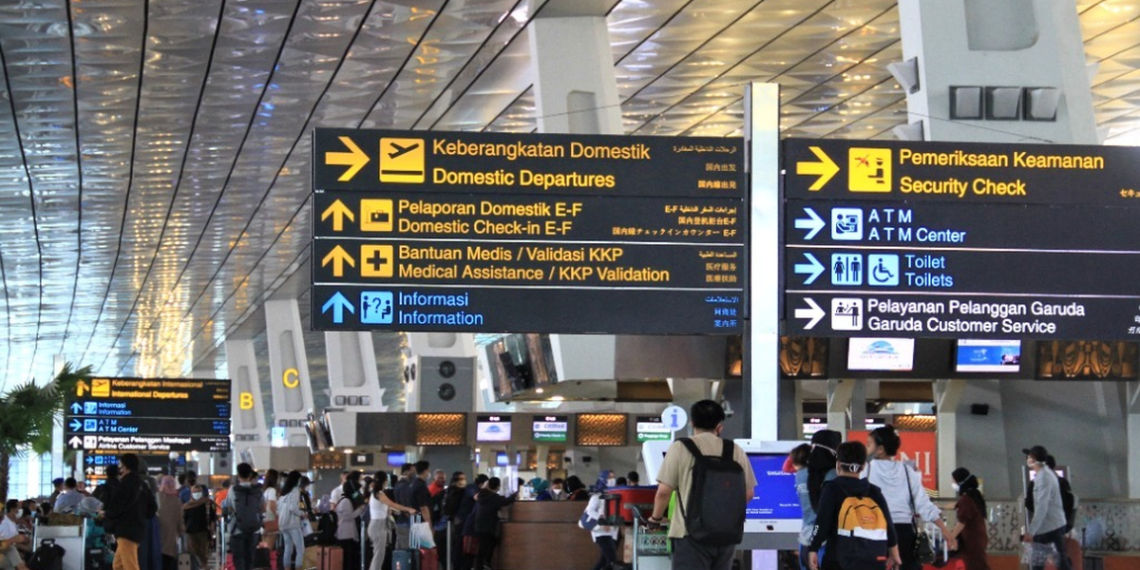 Rute Bali dan Singapura menjadi penerbangan favorit libur Natal dan Tahun Baru dari Bandara Soekarno-Hatta dengan lonjakan penumpang signifikan. (Foto: DOK PT ANGKASA PURA II (PERSERO))