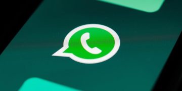 WhatsApp merilis fitur untuk keluar grup tanpa diketahui anggota lain. Simak cara lengkap dan penjelasan fungsinya. (Foto: techjuice.pk)
