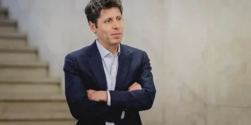 Bos ChatGPT berencana bangun data center AI di luar angkasa lewat investasi ke perusahaan roket. Simak detail rencana dan tantangannya. (Foto: brimco.io)