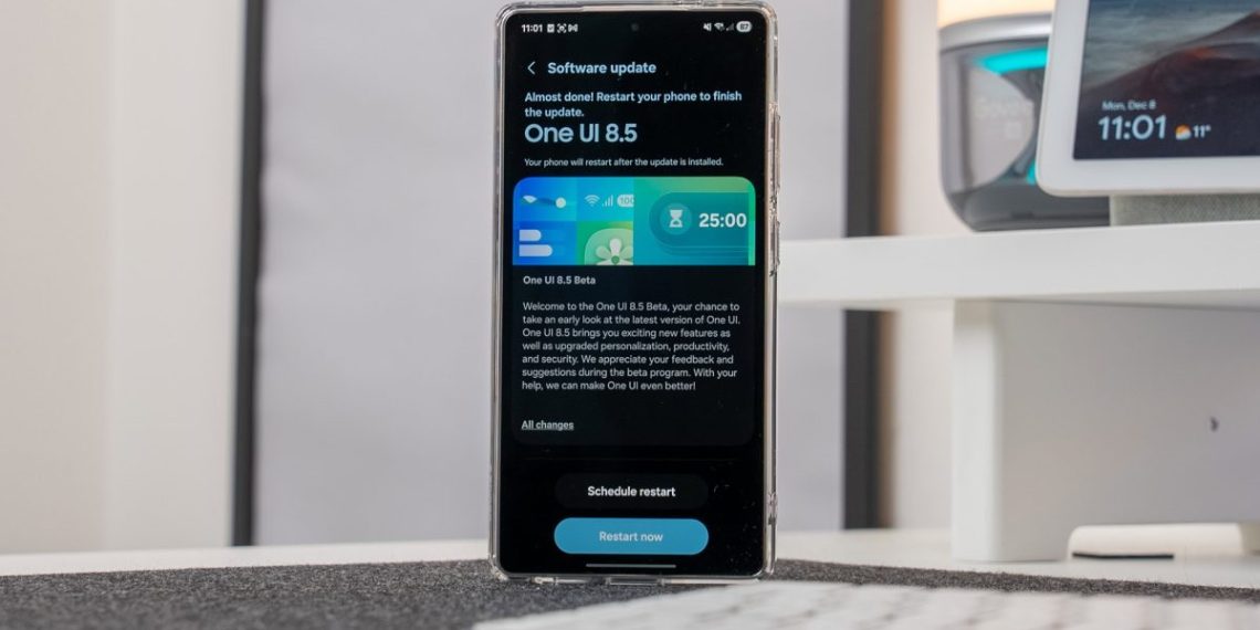 Samsung merilis One UI 8.5 beta dengan fitur Photo Assist baru, Audio Broadcast, Storage Share, dan peningkatan keamanan untuk perangkat Galaxy. (Foto: lowyat.net)