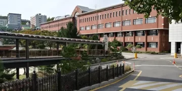 Korea Selatan menutup ribuan sekolah karena kekurangan siswa. Data kementerian pendidikan menunjukkan penurunan drastis jumlah sekolah dasar hingga menengah. (Foto: ourindonesia.com)