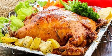 Resep Ayam Kodok Natal yang juicy, lembut, dan penuh isian spesial. Hidangan klasik keluarga yang selalu bikin rindu suasana perayaan. (Foto: Dapur Kobe)
