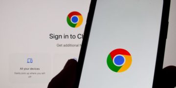 Apple memperingatkan pengguna iPhone dan Mac agar tidak memakai Chrome demi menjaga privasi, termasuk risiko fingerprinting dan pelacakan AI. (Foto: bhaskarenglish.in)