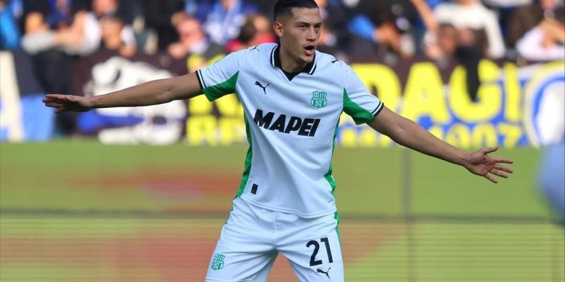 Jay Idzes kembali dikaitkan dengan AC Milan setelah tampil konsisten di Serie A. Media Italia menyebut transfer bisa terjadi pada Januari mendatang. (Foto: Instagram Jay Idzes)