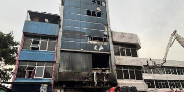 Presiden Prabowo memerintahkan evaluasi besar terhadap standar keamanan gedung setelah kebakaran Terra Drone yang menewaskan 22 orang. (Foto: Istimewa)