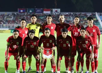 Timnas Indonesia U-23 terancam tersingkir dari SEA Games 2025 tanpa bermain hari ini. Hasil Vietnam vs Malaysia akan menentukan nasib Garuda Muda. (Foto: Bola.net)