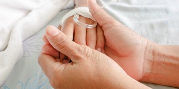 Kelainan moyamoya dapat menyebabkan penyempitan arteri dan memicu stroke pada anak. Kenali gejala, risiko, serta penanganannya dalam ulasan ini. (Foto: Alodokter)