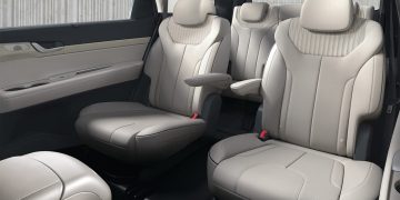 Perbedaan pilot seat dan captain seat pada mobil terletak pada desain, fitur, dan ukuran. Simak penjelasan lengkap tentang jok premium baris kedua ini. (Foto: Hyundai.com)