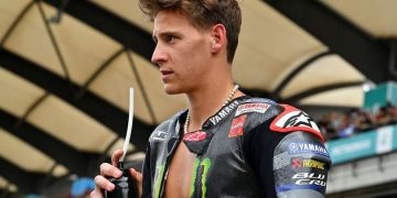 Performa mesin V4 Yamaha kembali dipersoalkan Fabio Quartararo, namun manajemen tim menilai keluhan publik sang pebalap tidak membantu proses pengembangan. (Foto: Yamaha MotoGP)