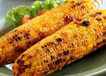 Resep mentega pedas untuk olesan bakaran. Praktis, gurih, pedas, dan super wangi. Cocok untuk jagung bakar, sosis, sate ayam, daging sapi, dan seafood. (Foto: Sajian Sedap)