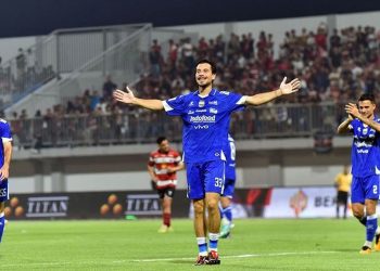 Persib menghadapi Bangkok United pada laga penentu fase grup ACL Two. Simak prediksi skor, analisis pemain, dan peluang lolos 16 besar.