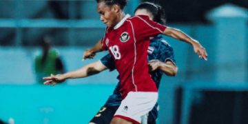 Pelatih Timnas Putri Indonesia memberikan penjelasan setelah kekalahan telak dari Thailand pada laga pembuka SEA Games. Ia menegaskan fokus pada laga berikutnya. (Foto: Timnas Indonesia)