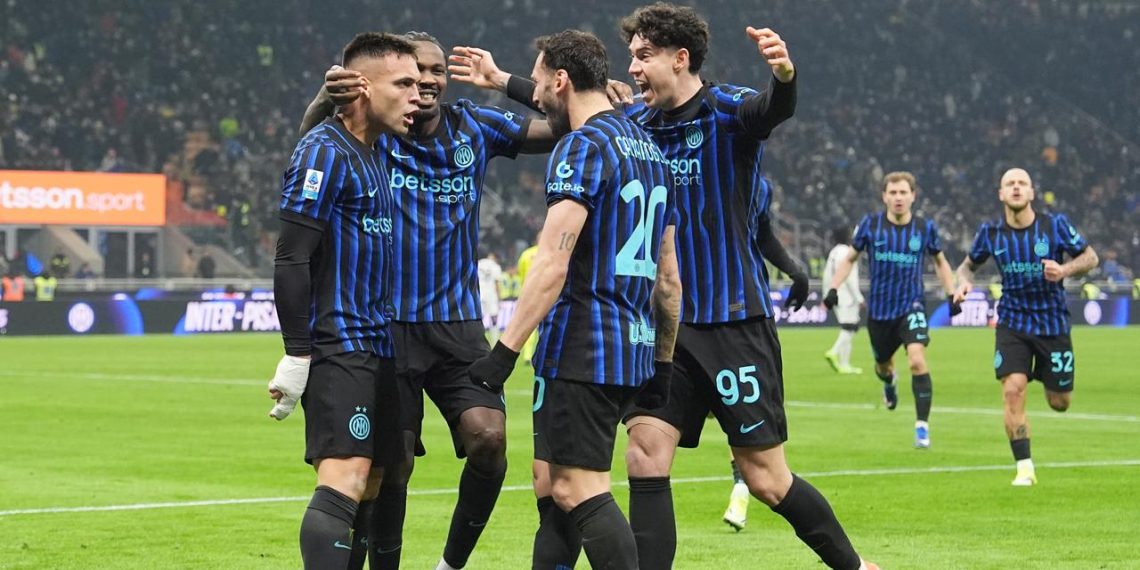 Inter Milan kembali ke puncak klasemen Liga Italia setelah menang 3-1 atas Bologna. Gol dicetak Zielinski, Lautaro Martinez, dan Marcus Thuram. (Foto: Spada/LaPresse via AP)