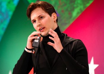 CEO Telegram Pavel Durov menyebut WhatsApp tidak aman digunakan pada 2026 dan menilai klaim keamanannya penuh celah serius. (Foto: RRI.co.id)