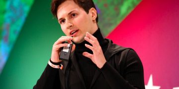 CEO Telegram Pavel Durov menyebut WhatsApp tidak aman digunakan pada 2026 dan menilai klaim keamanannya penuh celah serius. (Foto: RRI.co.id)