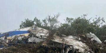 Pesawat bermesin ganda Satena jatuh di pegunungan dekat perbatasan Venezuela, menewaskan seluruh penumpang termasuk anggota DPR Kolombia. (Foto: orbitindonesia.com)