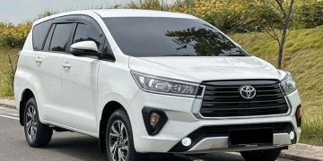 Kijang Innova Reborn kini hanya tersedia satu varian diesel, namun penjualannya masih bersaing ketat dengan Innova Zenix. (Foto: instagram.com/innovaganteng)