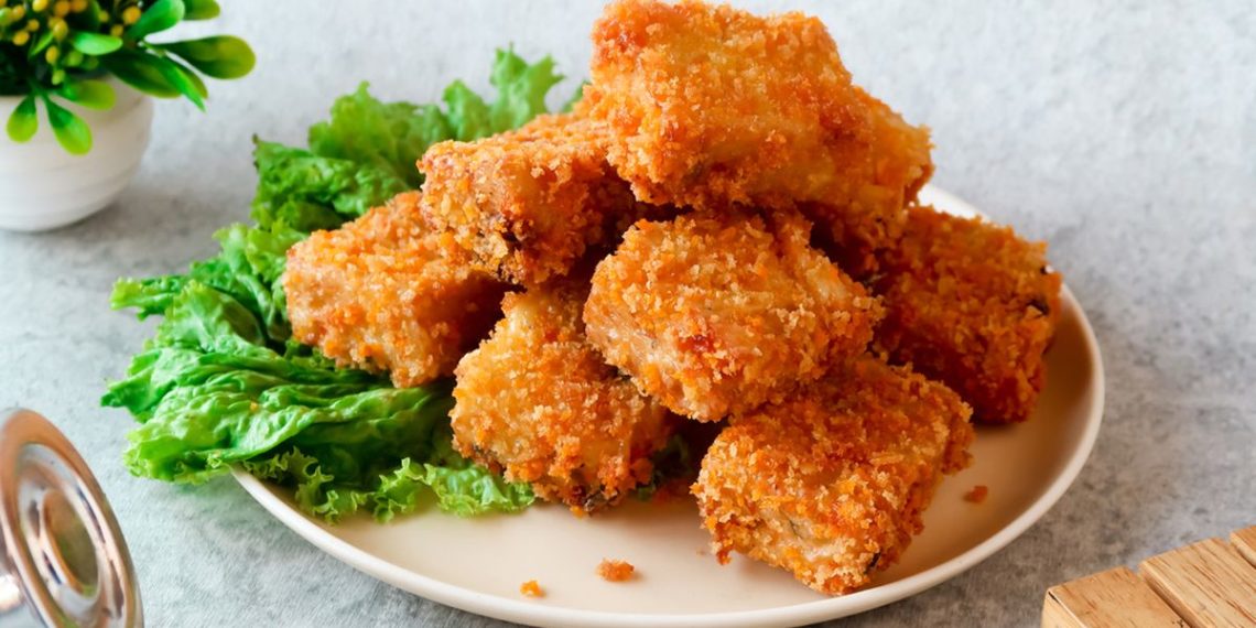 Nugget seafood sayuran renyah gurih dan lezat. Resep praktis, hemat, dan sehat untuk stok lauk keluarga. Cocok untuk bekal, frozen food, dan camilan. (Foto: SHUTTERSTOCK/SETYO HADI JOKO NUGROHO)