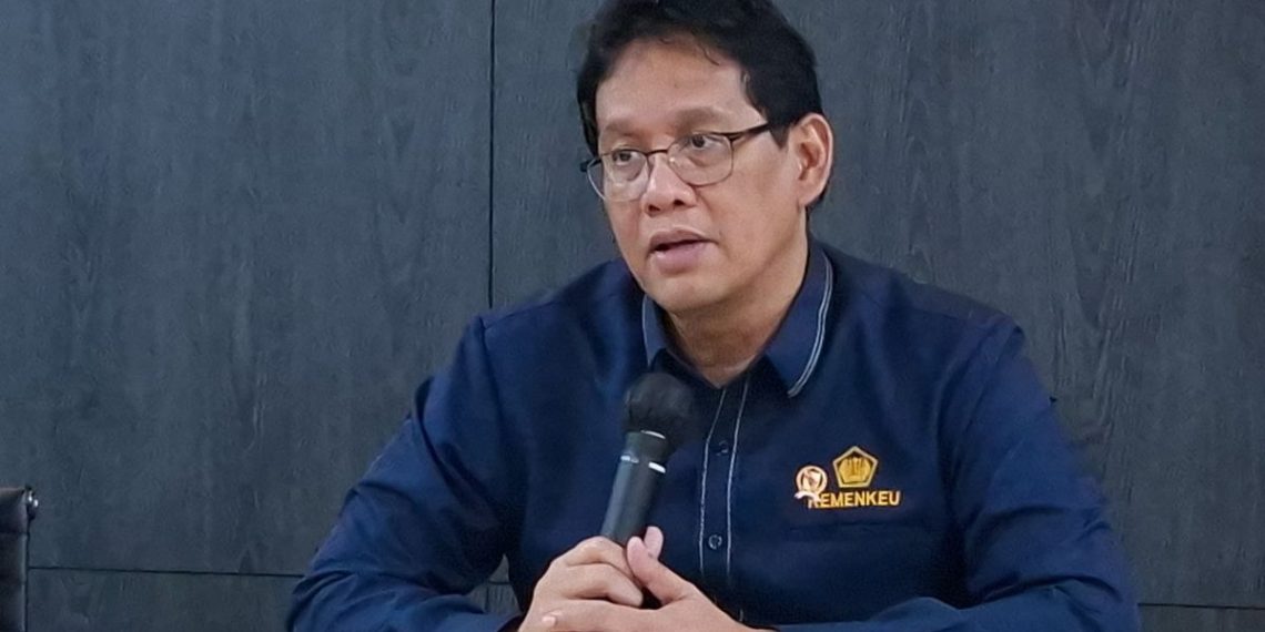 Menkeu Purbaya menyebut keputusan kenaikan gaji PNS 2026 masih menunggu evaluasi ekonomi nasional selama satu triwulan. (Foto: KOMPAS.com/DEBRINATA RIZKY)