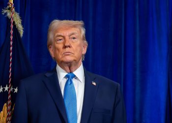 Anggota Kongres AS menyebut operasi militer Donald Trump di Venezuela bukan soal narkoba, tetapi cadangan minyak terbesar dunia. (Foto: EPA)