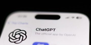 OpenAI berencana menguji iklan di ChatGPT untuk pengguna gratis dan paket Go dengan tetap menjaga privasi data pengguna. (Foto: Medcom)