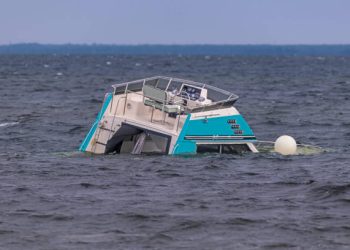 Kapal feri yang membawa ratusan penumpang tenggelam di Filipina selatan. Operasi penyelamatan masih berlangsung dengan korban jiwa terkonfirmasi. (Foto: iStock)