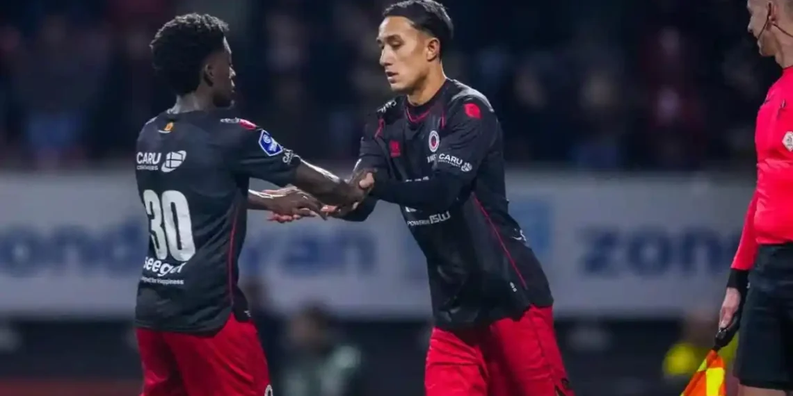 Debut Miliano Jonathans Bikin Pelatih Excelsior Penuh Keyakinan Ruben den Uil yakin Miliano Jonathans bisa meningkatkan kualitas serangan Excelsior usai debutnya di Eredivisie. (Foto: Instagram/excelsiorrdam)