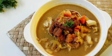 Kuah tongseng medok gurih dengan bumbu rempah khas Indonesia. Simak resep lengkap, tips, dan cara membuat tongseng ala pedagang yang praktis dan lezat.