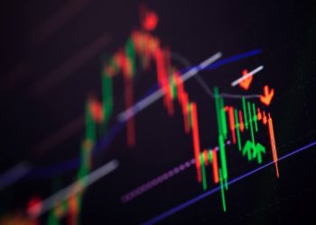 IHSG anjlok tajam setelah MSCI mengumumkan perubahan metodologi free float yang berdampak pada pasar saham Indonesia.
