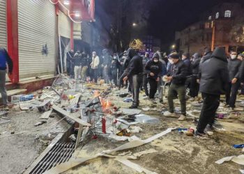 Kerusuhan di Iran menewaskan ratusan orang. Pemerintah menetapkan masa berkabung nasional selama tiga hari. (Foto: Bloomberg)