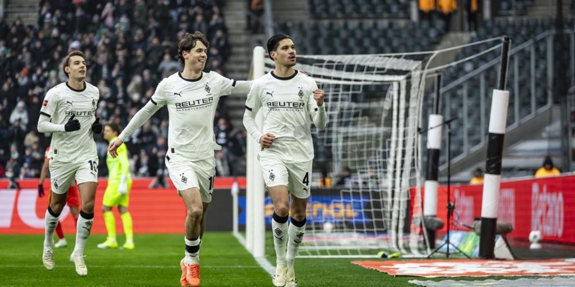Kevin Diks, Justin Hubner, dan Ole Romeny mencetak gol penting di Eropa pada awal Januari 2026. (Foto: Christian Verheyen/Borussia Moenchengladbach via Getty Images)