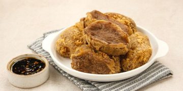 Resep tahu walik aci renyah dan hemat, camilan gorengan khas Indonesia yang gampang dibuat di rumah dan cocok buat santai sore. (Foto: Detik Food)
