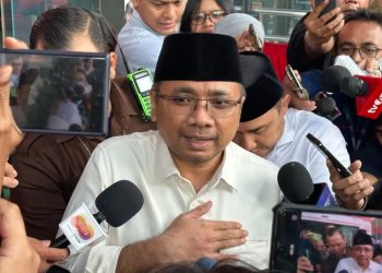 KPK memeriksa eks Menteri Agama Yaqut Cholil Qoumas terkait dugaan korupsi kuota haji 2023-2024 dengan potensi kerugian negara triliunan rupiah. (Foto: totalpolitik.com)