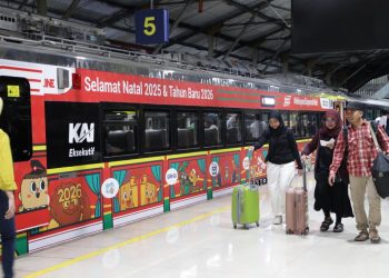 Penumpang keluhkan tiket kereta Lebaran 2026 mahal. KAI jelaskan yang dijual masih kereta reguler, diskon dan tambahan segera diumumkan. (Foto: Dok. KAI)