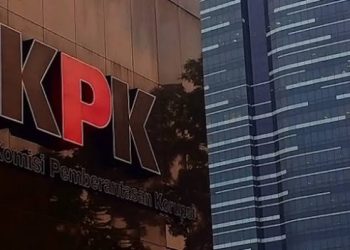 KPK melakukan OTT di Banjarmasin terkait dugaan korupsi perpajakan. Pegawai pajak diamankan dalam operasi tersebut. (Foto: RMOL)