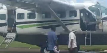 Tiga belas penumpang Smart Air dipastikan selamat tanpa luka usai penembakan di Boven Digoel. Pilot dan kopilot meninggal dunia. (Foto: Kompas.com)