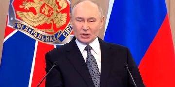 Rusia peringatkan risiko perang antar kekuatan nuklir dan tuduh Inggris serta Prancis bantu Ukraina dapatkan senjata nuklir. (Foto: globalnews.ca)