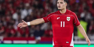 Persib Bandung dirumorkan mendekati Mariano Peralta dan Ragnar Oratmangoen jelang penutupan bursa transfer Super League musim 2025/2026. (Foto: Salman Toyibi/Jawa Pos)