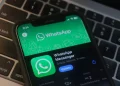 WhatsApp tengah mengembangkan fitur Scheduled Messages yang memungkinkan pengguna menjadwalkan kirim pesan otomatis. (Foto: GEARRICE/Pinterest)