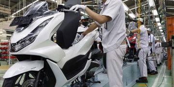 Astra Honda Motor bersiap mencapai produksi seratus juta unit motor di Indonesia setelah lima puluh lima tahun beroperasi. (Foto: mobil123.com)