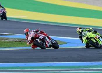 Duel sengit Di Giannantonio dan Marc Marquez di MotoGP Brasil diprediksi berlanjut panas di seri MotoGP Amerika akhir pekan ini. (Foto: liputan6.com)